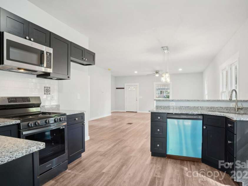 705 Lancaster Avenue, Monroe, NC 28112.  MLS# CAR4288076, YatesRealty ID 29487. KITCHEN Cont'd