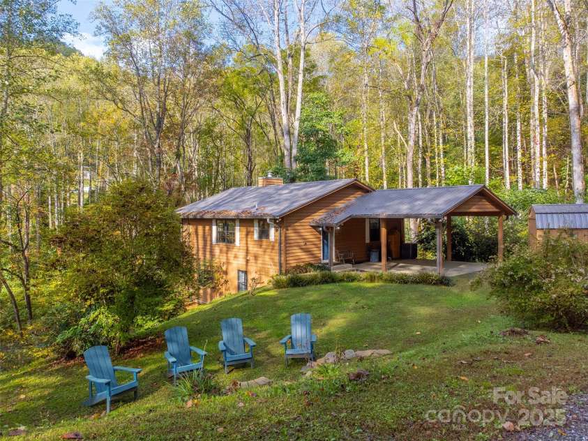 125 Nugget Lane, Sylva, NC 28779.  MLS# CAR4316160, YatesRealty ID 2949. 