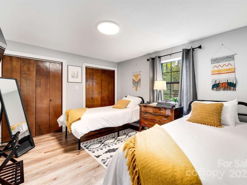 125 Nugget Lane, Sylva, NC 28779.  MLS# CAR4316160, YatesRealty ID 2949. 