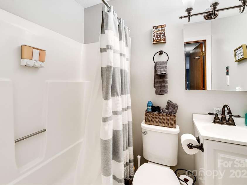 125 Nugget Lane, Sylva, NC 28779.  MLS# CAR4316160, YatesRealty ID 2949. 