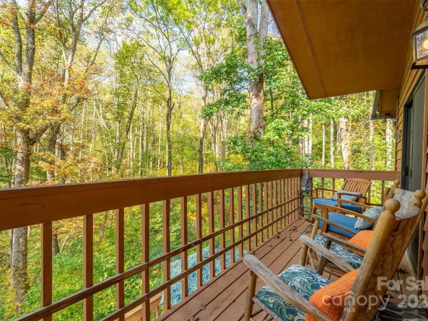 125 Nugget Lane, Sylva, NC 28779.  MLS# CAR4316160, YatesRealty ID 2949. 