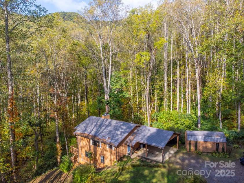 125 Nugget Lane, Sylva, NC 28779.  MLS# CAR4316160, YatesRealty ID 2949. 