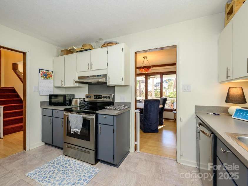 1590 Daybreak Ridge Road, Kannapolis, NC 28081.  MLS# CAR4225993, YatesRealty ID 2949. 