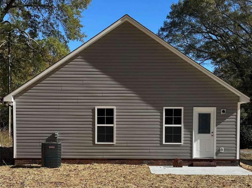 84 Highland Avenue, Concord, NC 28027.  MLS# CAR4319420, YatesRealty ID 2949. 