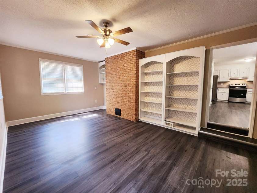 125 Circle Drive, Mount Holly, NC 28120.  MLS# CAR4276850, YatesRealty ID 29490. Bonus room would make great flex space for den, office, playroom, in-home gym, etc