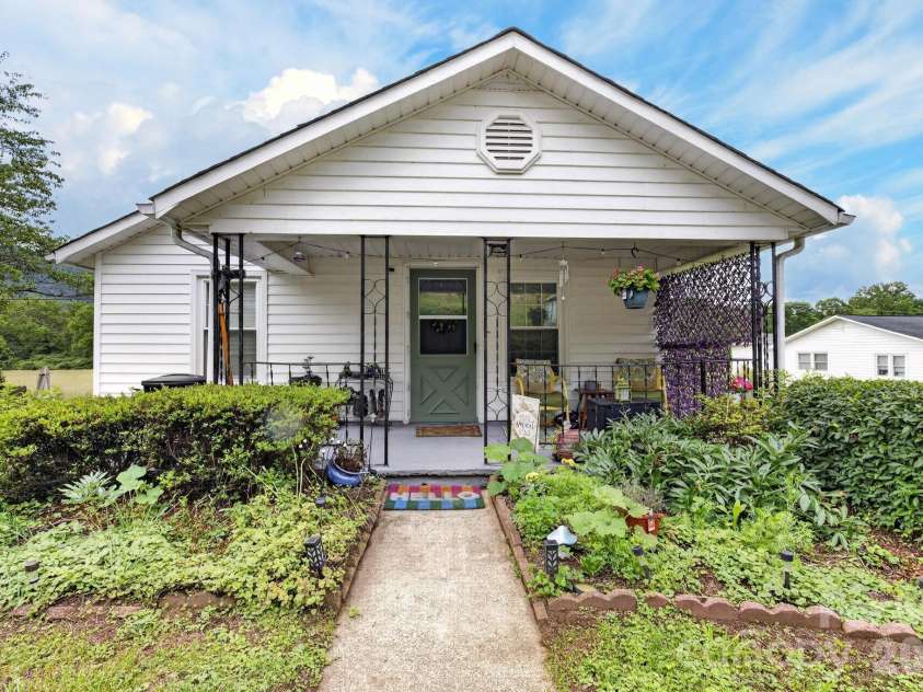 1327 Hwy 268 Highway, Lenoir, NC 28645.  MLS# CAR4390292, YatesRealty ID 29490. 