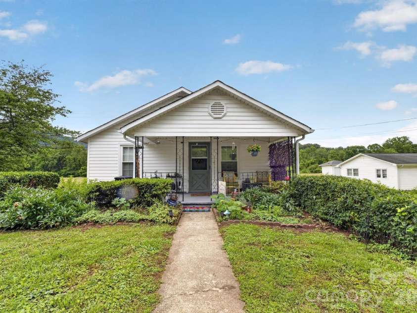 1327 Hwy 268 Highway, Lenoir, NC 28645.  MLS# CAR4390292, YatesRealty ID 29490. 