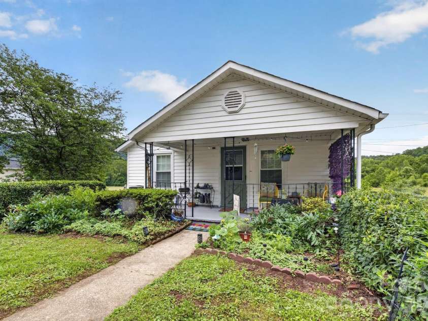 1327 Hwy 268 Highway, Lenoir, NC 28645.  MLS# CAR4390292, YatesRealty ID 29490. 