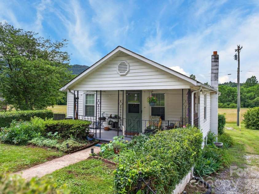 1327 Hwy 268 Highway, Lenoir, NC 28645.  MLS# CAR4390292, YatesRealty ID 29490. 