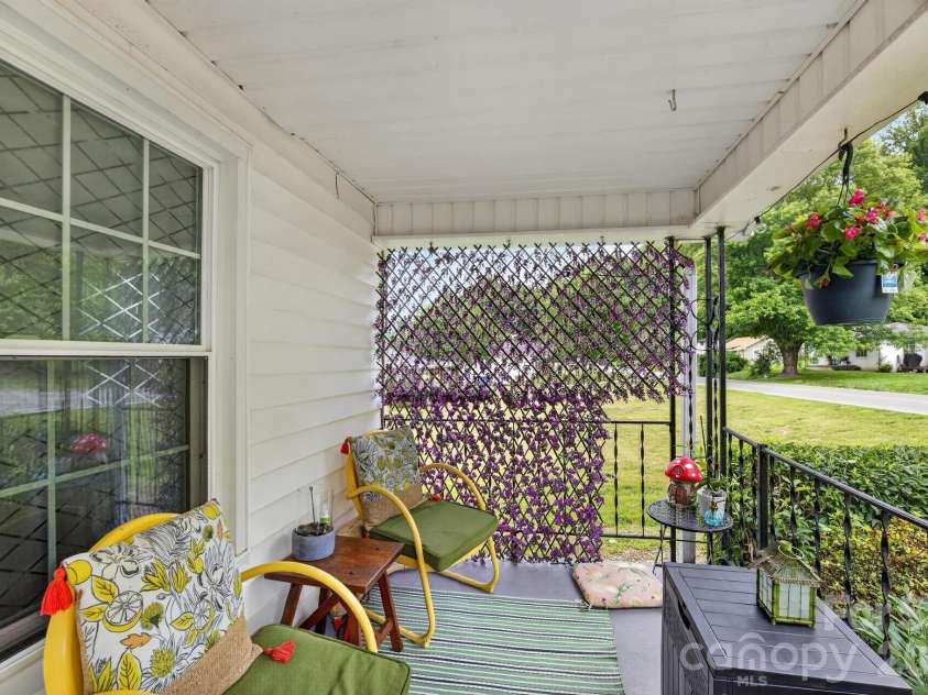 1327 Hwy 268 Highway, Lenoir, NC 28645.  MLS# CAR4390292, YatesRealty ID 29490. 