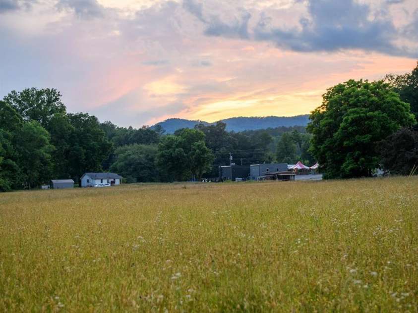 1327 Hwy 268 Highway, Lenoir, NC 28645.  MLS# CAR4390292, YatesRealty ID 29490. 