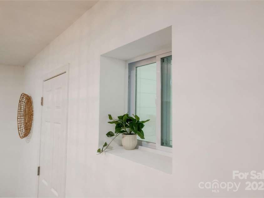 2518 Cove Creek Drive, Gastonia, NC 28056.  MLS# CAR4283051, YatesRealty ID 29491. 