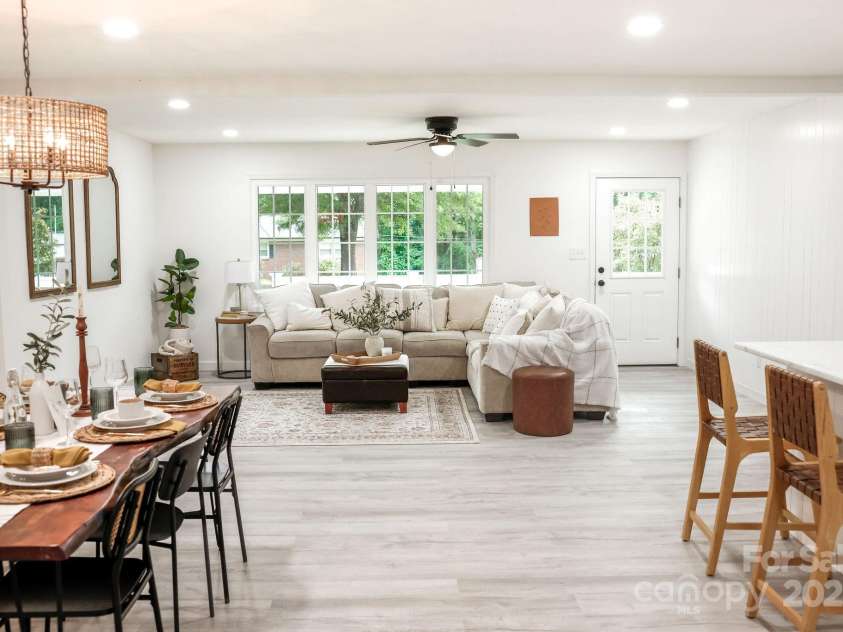 2518 Cove Creek Drive, Gastonia, NC 28056.  MLS# CAR4334544, YatesRealty ID 29491. 