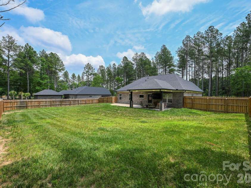 6319 Highway 205 Highway, Marshville, NC 28103.  MLS# CAR4391280, YatesRealty ID 29491. 