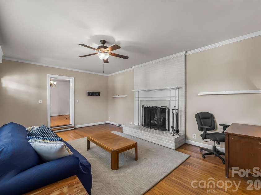 101 Falls Street, Morganton, NC 28655.  MLS# CAR4388949, YatesRealty ID 29492. 