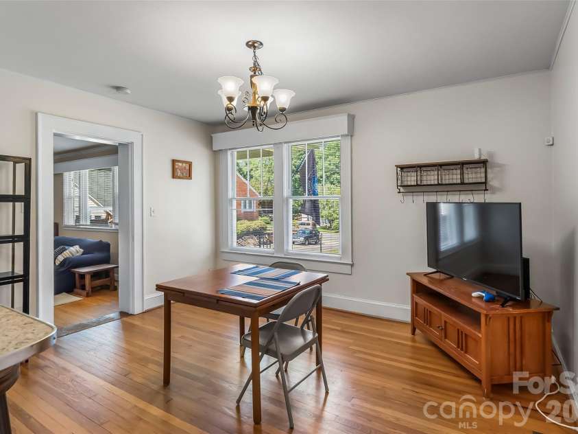 101 Falls Street, Morganton, NC 28655.  MLS# CAR4388949, YatesRealty ID 29492. 