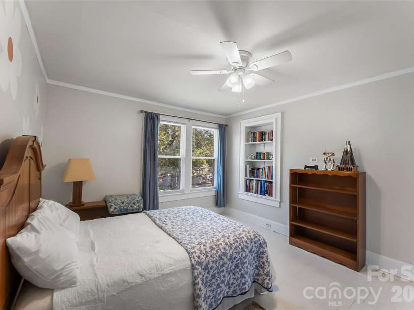 101 Falls Street, Morganton, NC 28655.  MLS# CAR4388949, YatesRealty ID 29492. 