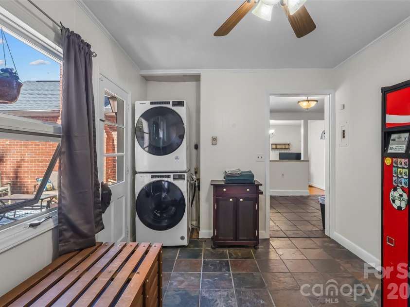 101 Falls Street, Morganton, NC 28655.  MLS# CAR4388949, YatesRealty ID 29492. 