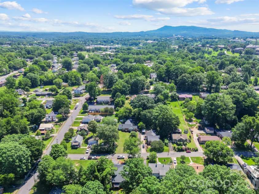 101 Falls Street, Morganton, NC 28655.  MLS# CAR4388949, YatesRealty ID 29492. 