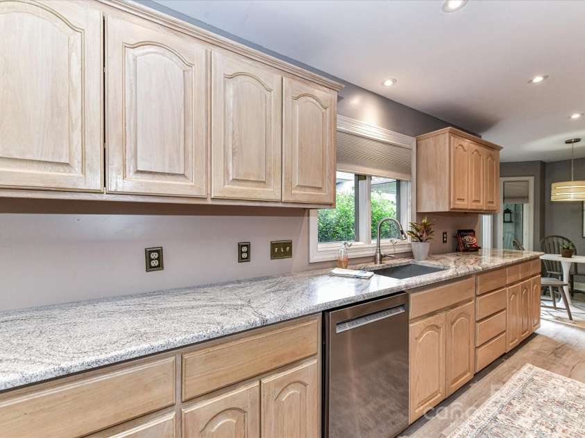 7963 Prestwick Lane, Stanley, NC 28164.  MLS# CAR4283609, YatesRealty ID 29492. 