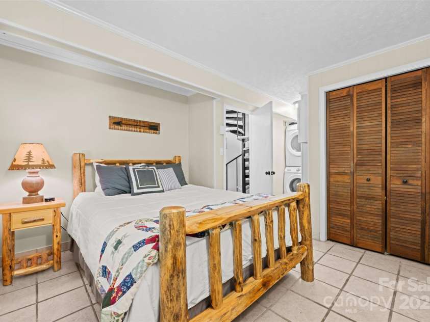 321 Charter Hills Road, Beech Mountain, NC 28604.  MLS# CAR4276469, YatesRealty ID 29495. Guest bedroom 1