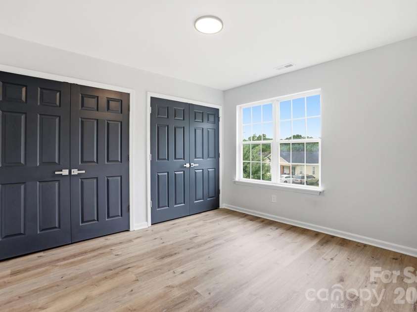 3625 Bullard Street, Charlotte, NC 28208.  MLS# CAR4387387, YatesRealty ID 29495. Bed 2