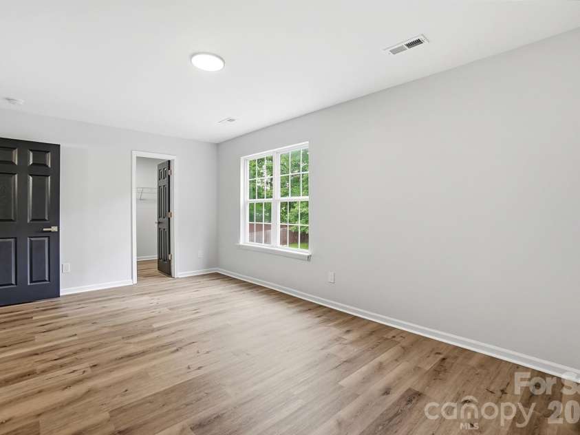 3625 Bullard Street, Charlotte, NC 28208.  MLS# CAR4387387, YatesRealty ID 29495. Bed 3