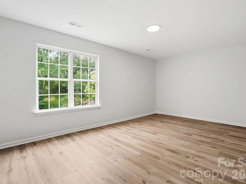 3625 Bullard Street, Charlotte, NC 28208.  MLS# CAR4387387, YatesRealty ID 29495. Bed 3