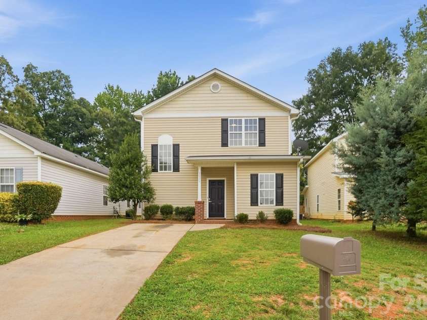 3625 Bullard Street, Charlotte, NC 28208.  MLS# CAR4387387, YatesRealty ID 29495. Front