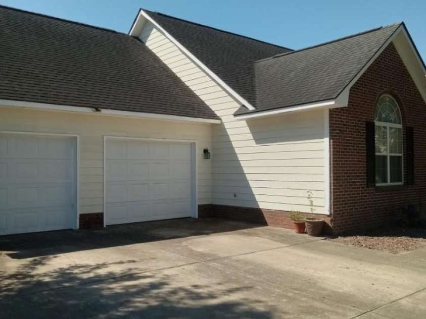 5529 WALKING Trail, Hope Mills, NC 28348.  MLS# CAR4389888, YatesRealty ID 29497. 