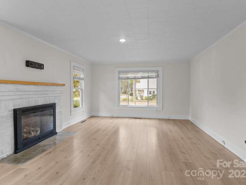 765 Church Street, Mooresville, NC 28115.  MLS# CAR4284871, YatesRealty ID 29497. 