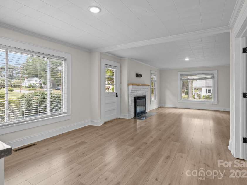 765 Church Street, Mooresville, NC 28115.  MLS# CAR4284871, YatesRealty ID 29497. 