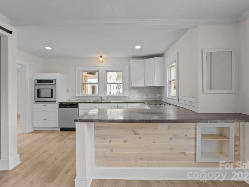 765 Church Street, Mooresville, NC 28115.  MLS# CAR4284871, YatesRealty ID 29497. 
