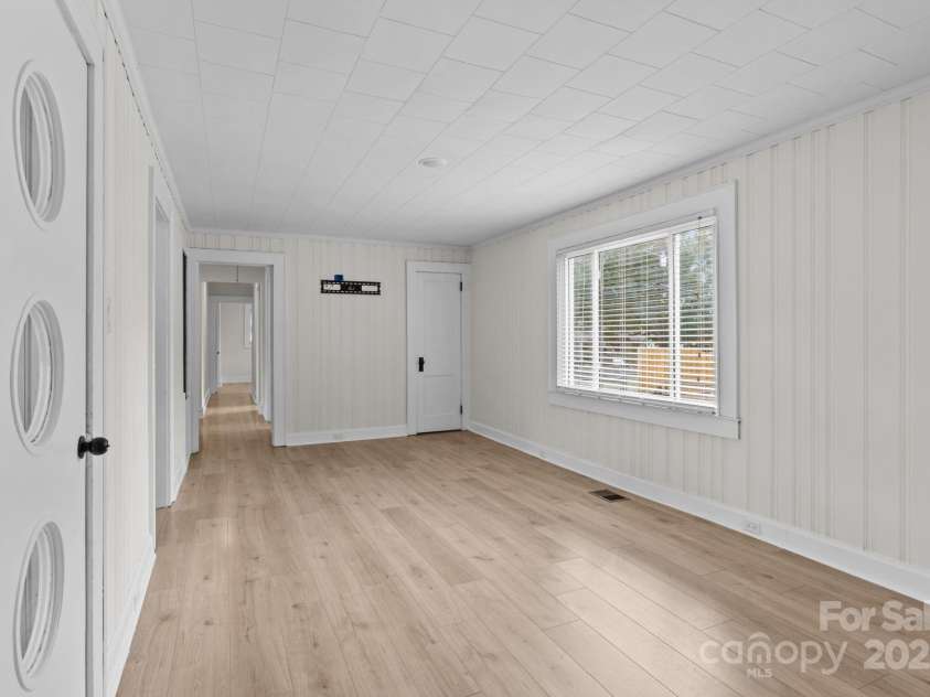 765 Church Street, Mooresville, NC 28115.  MLS# CAR4284871, YatesRealty ID 29497. 