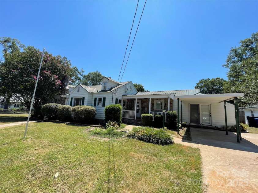 765 Church Street, Mooresville, NC 28115.  MLS# CAR4284871, YatesRealty ID 29497. 
