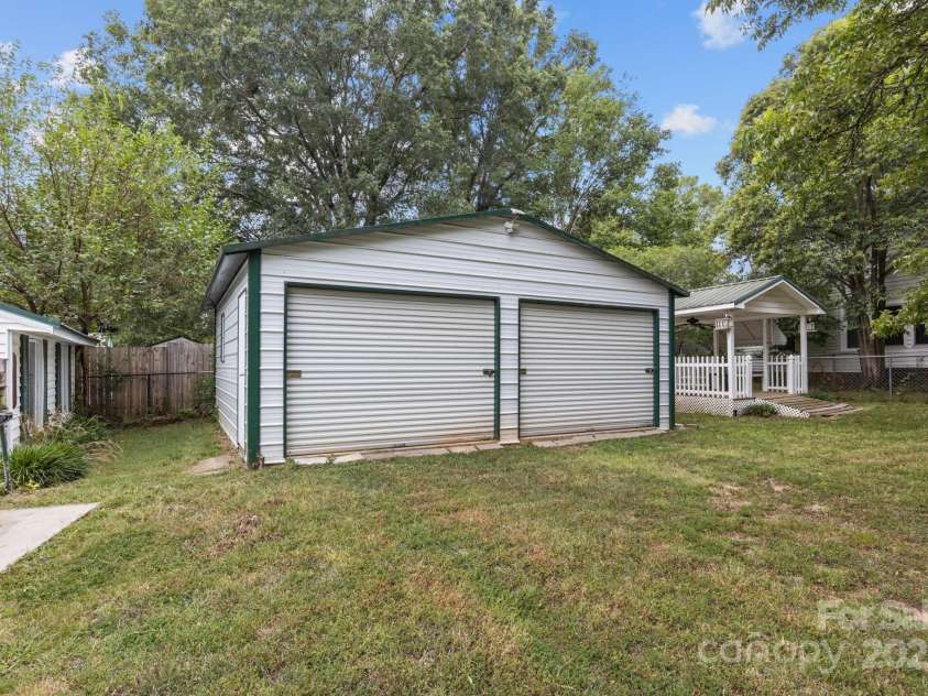 765 Church Street, Mooresville, NC 28115.  MLS# CAR4284871, YatesRealty ID 29497. 