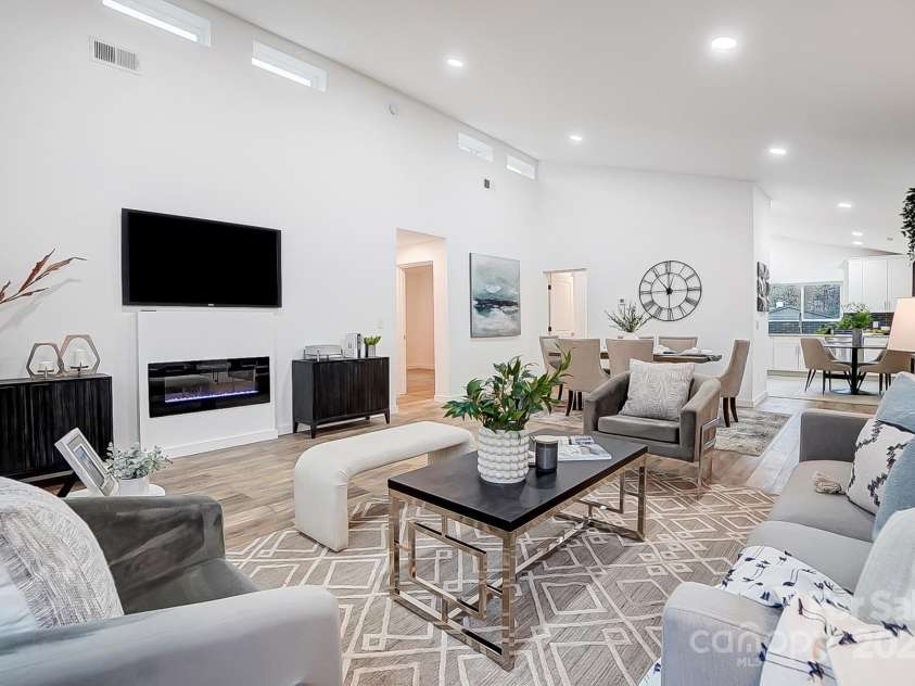 1410 Deborah Circle, Shelby, NC 28150.  MLS# CAR4207250, YatesRealty ID 295. Open Living Room