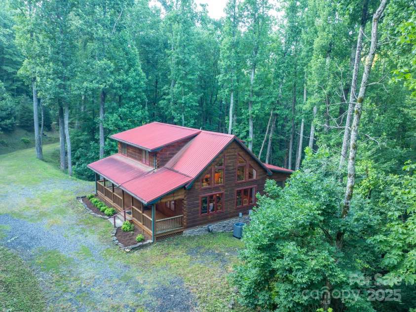 160 Capote Court, Boone, NC 28607.  MLS# CAR4319414, YatesRealty ID 295. 