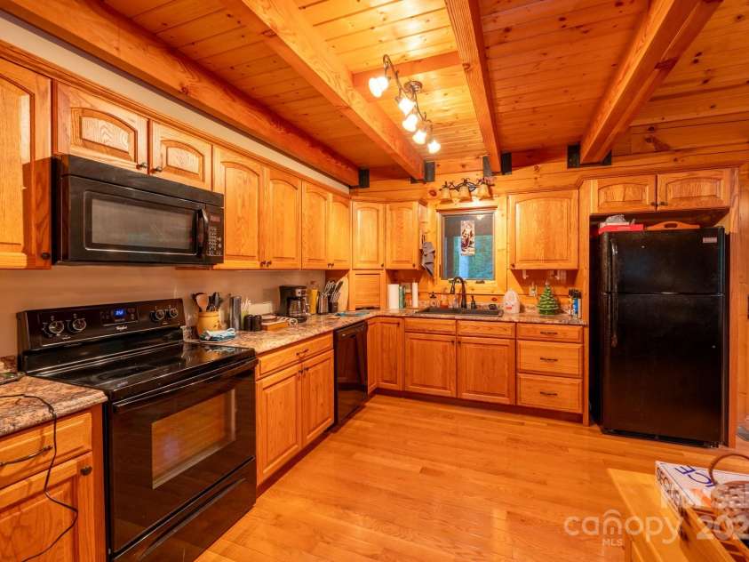 160 Capote Court, Boone, NC 28607.  MLS# CAR4319414, YatesRealty ID 295. 