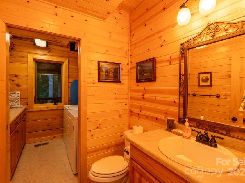 160 Capote Court, Boone, NC 28607.  MLS# CAR4319414, YatesRealty ID 295. 