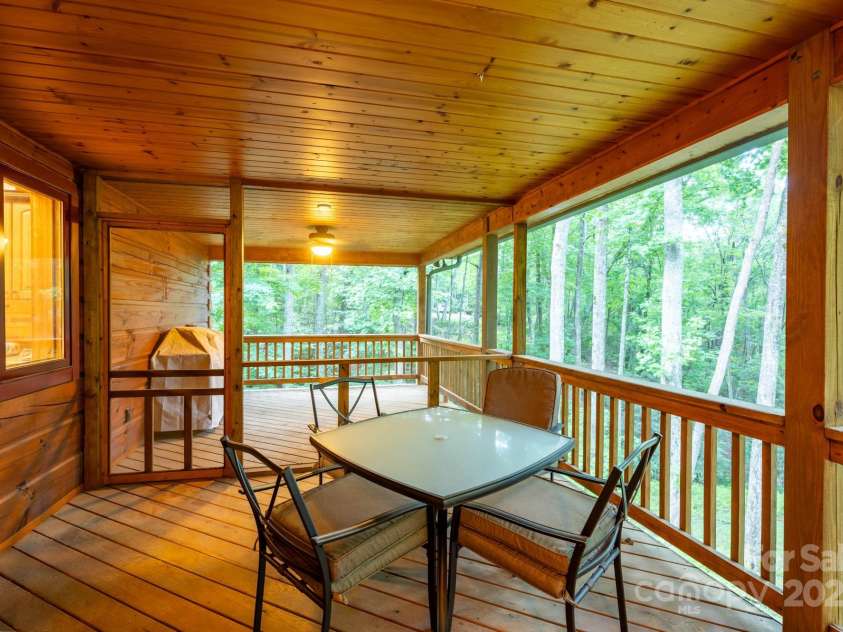 160 Capote Court, Boone, NC 28607.  MLS# CAR4319414, YatesRealty ID 295. 