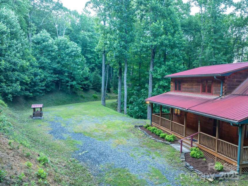 160 Capote Court, Boone, NC 28607.  MLS# CAR4319414, YatesRealty ID 295. 