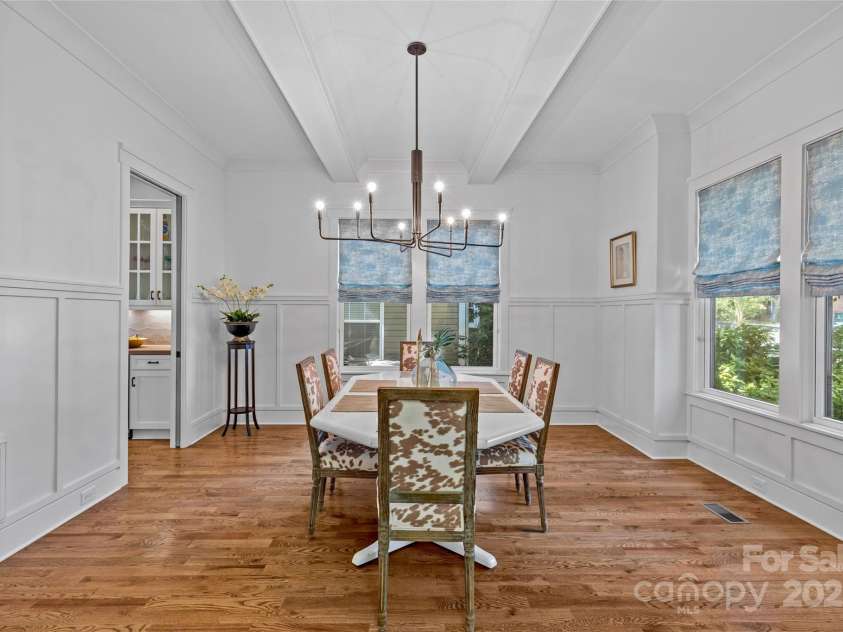 2614 Chesterfield Avenue, Charlotte, NC 28205.  MLS# CAR4305370, YatesRealty ID 2950. Dining Room