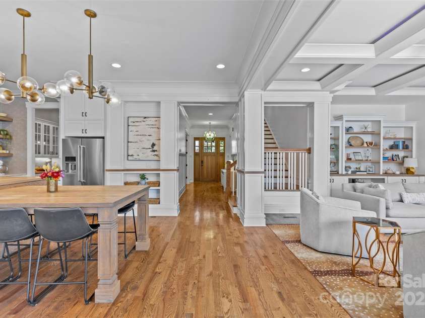 2614 Chesterfield Avenue, Charlotte, NC 28205.  MLS# CAR4305370, YatesRealty ID 2950. Kitchen