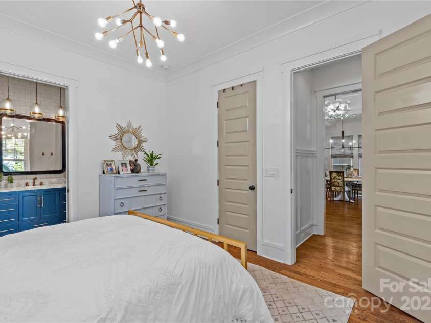 2614 Chesterfield Avenue, Charlotte, NC 28205.  MLS# CAR4305370, YatesRealty ID 2950. Main Level Guest Bedroom