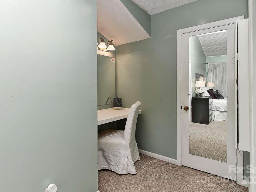 51 Old Post Road, Lake Wylie, SC 29710.  MLS# CAR4207674, YatesRealty ID 2950. 