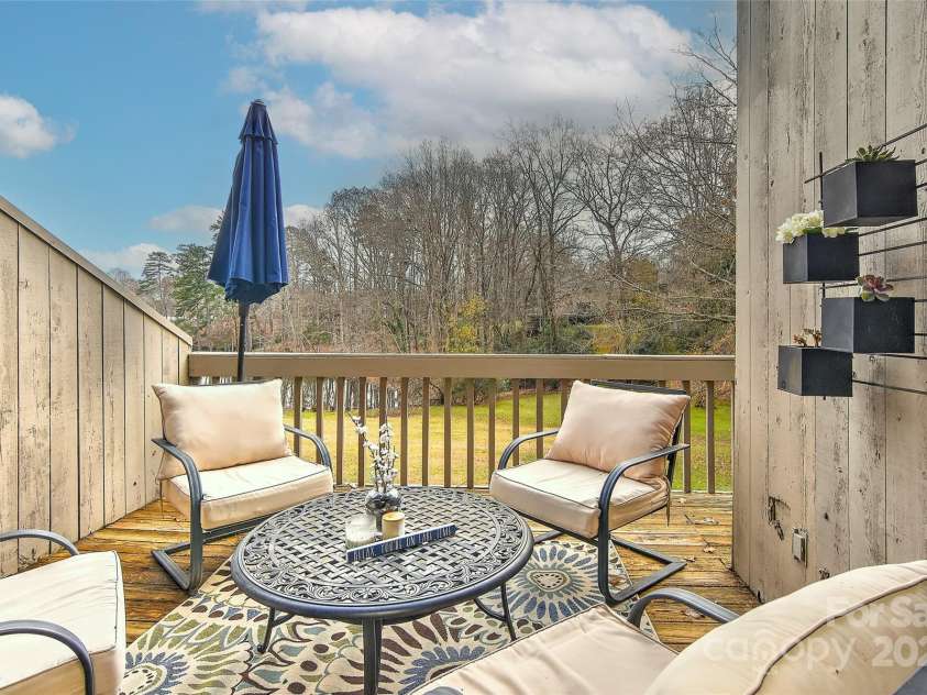 51 Old Post Road, Lake Wylie, SC 29710.  MLS# CAR4207674, YatesRealty ID 2950. Awesome private deck that wraps around the corner and there’s a door at great room, too!