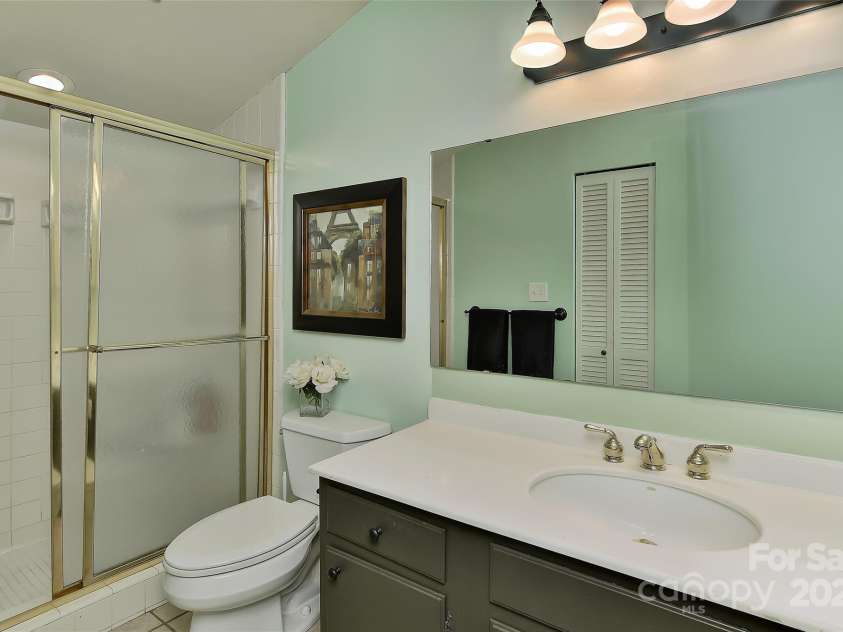 51 Old Post Road, Lake Wylie, SC 29710.  MLS# CAR4207674, YatesRealty ID 2950. Primary bath… great space, just needs to be updated.