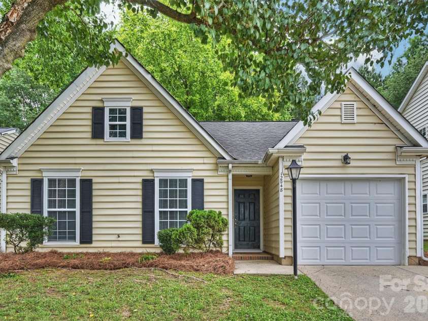 12048 Brownestone View Drive, Charlotte, NC 28269.  MLS# CAR4390682, YatesRealty ID 29500. 