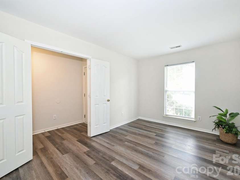 12048 Brownestone View Drive, Charlotte, NC 28269.  MLS# CAR4390682, YatesRealty ID 29500. 